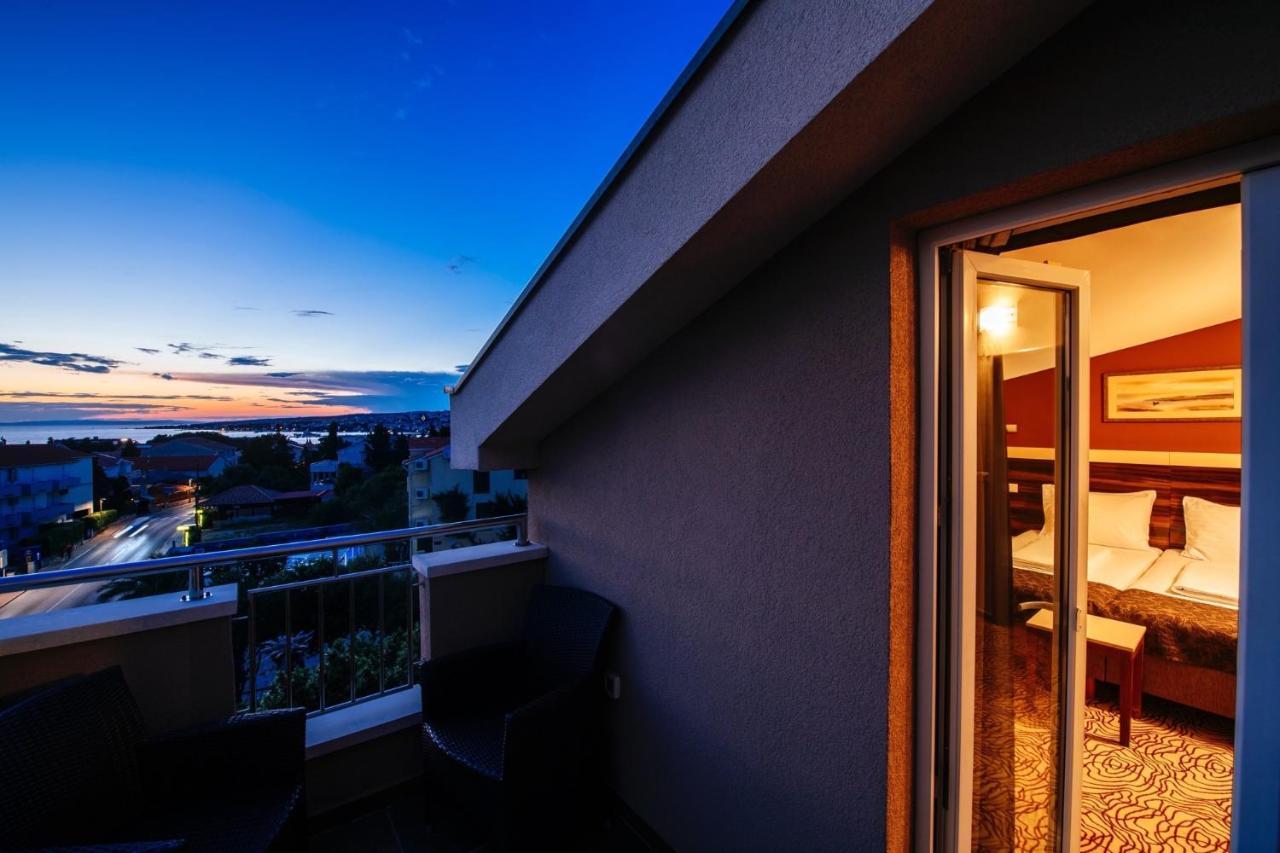Hotel Terra ノヴァリャ エクステリア 写真