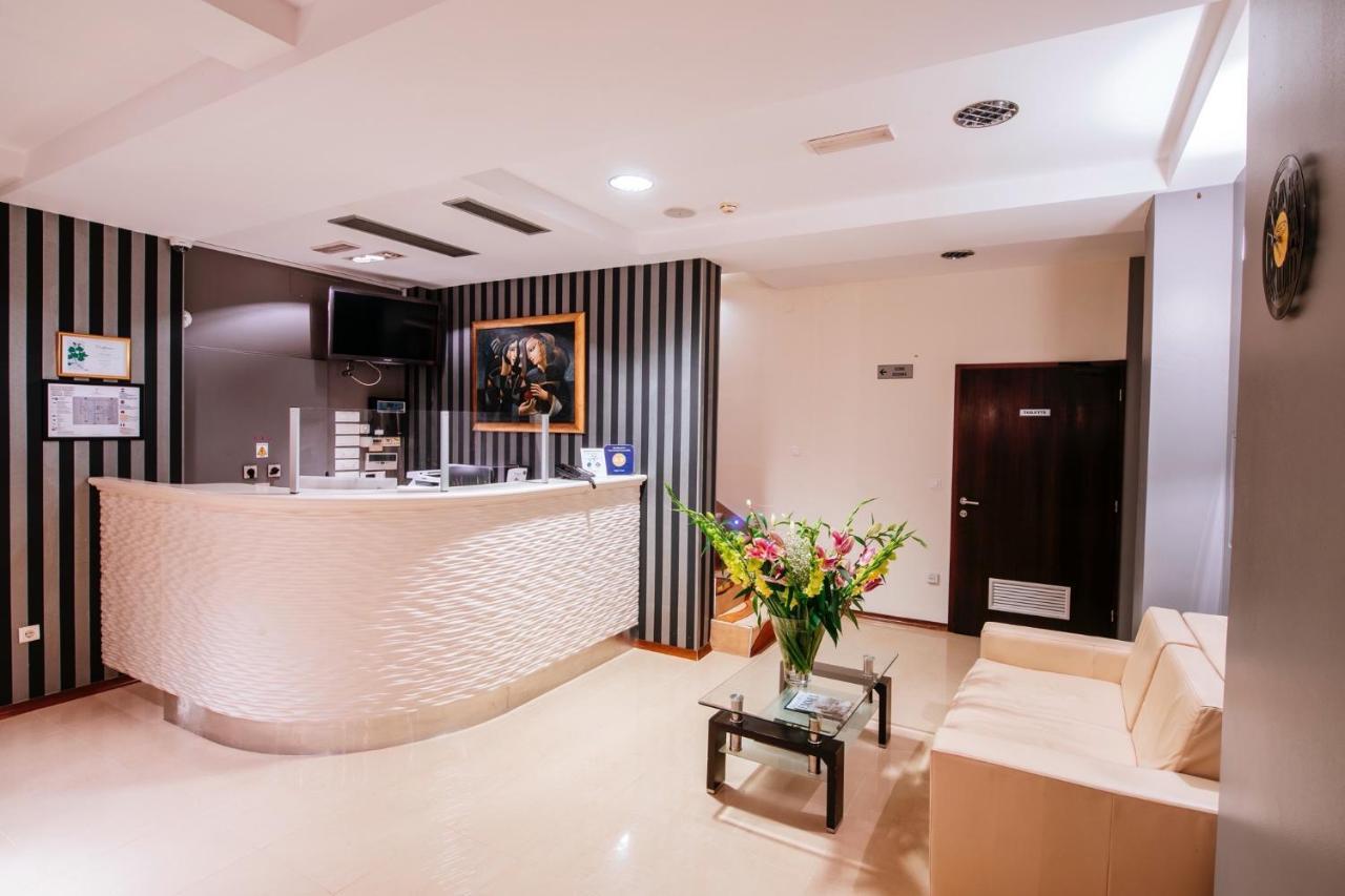 Hotel Terra ノヴァリャ エクステリア 写真